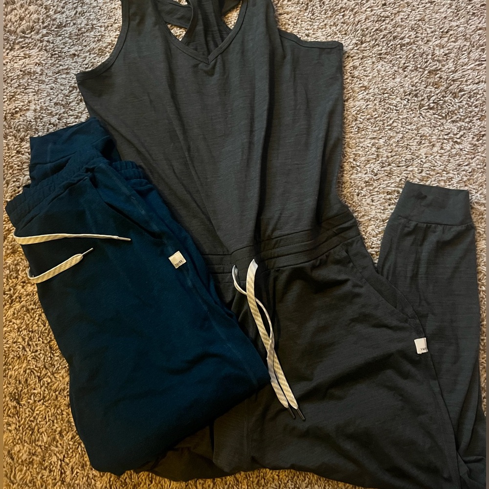 Vuori BUNDLE jumpsuit & joggers